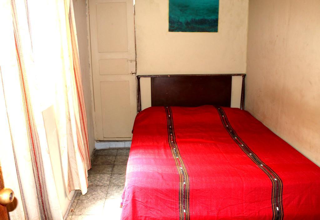 Ximenas Guest House San Salvador Exteriör bild